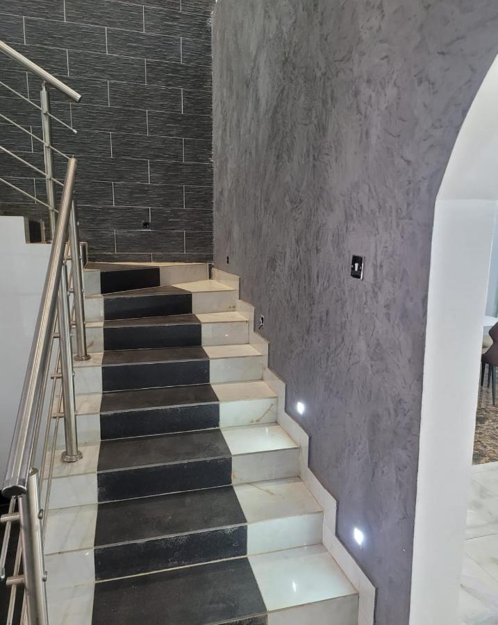The Diamond House Apartment Brusubi Bagian luar foto
